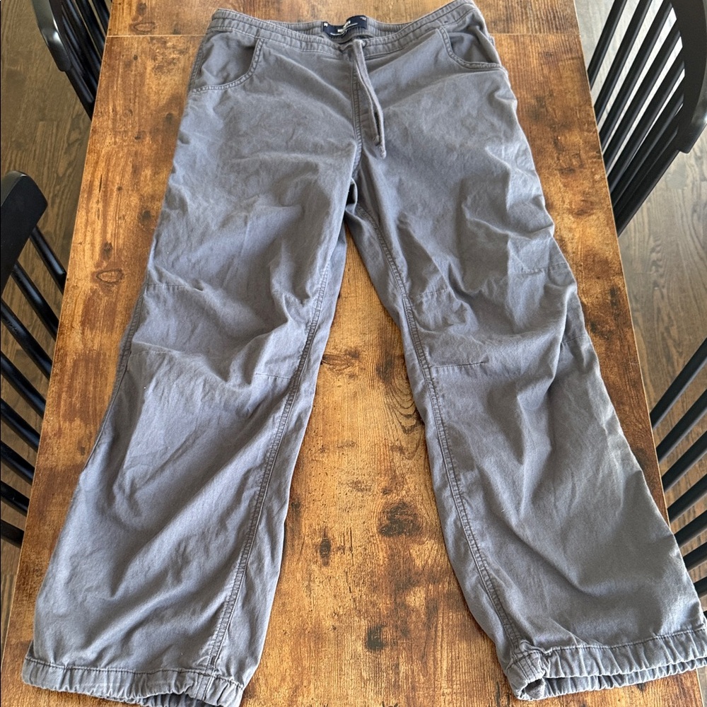 Women’s Gray Elastic-Waist Casual Pants